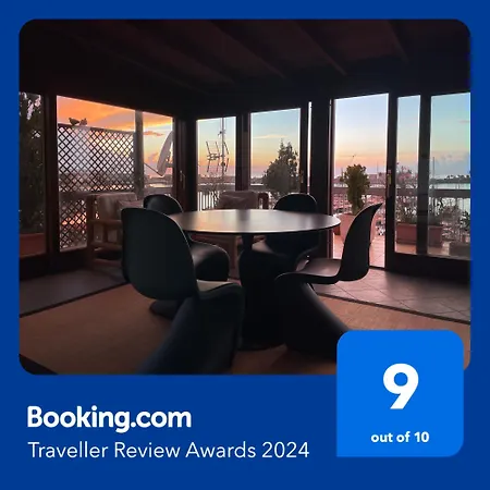 Attico Con Terrazza Sul Porticciolo Turistico Di Vibo Valentia Marina