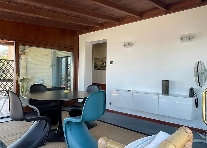 Apartamento Attico Con Terrazza Sul Porticciolo Turistico Di *