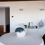 Attico Con Terrazza Sul Porticciolo Turistico Di *