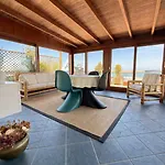 Attico Con Terrazza Sul Porticciolo Turistico Di Vibo Valentia Marina