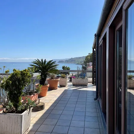 Attico Con Terrazza Sul Porticciolo Turistico Di Apartmán Vibo Valentia Marina