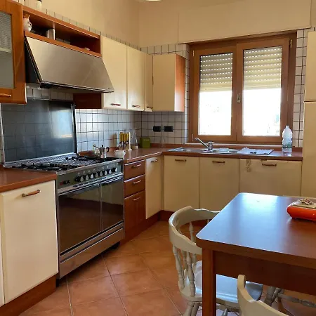 Apartmán Attico Con Terrazza Sul Porticciolo Turistico Di *