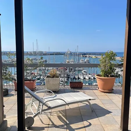 Apartmán Attico Con Terrazza Sul Porticciolo Turistico Di *