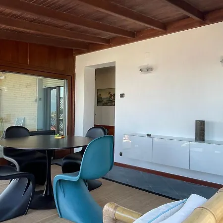 Apartamento Attico Con Terrazza Sul Porticciolo Turistico Di *