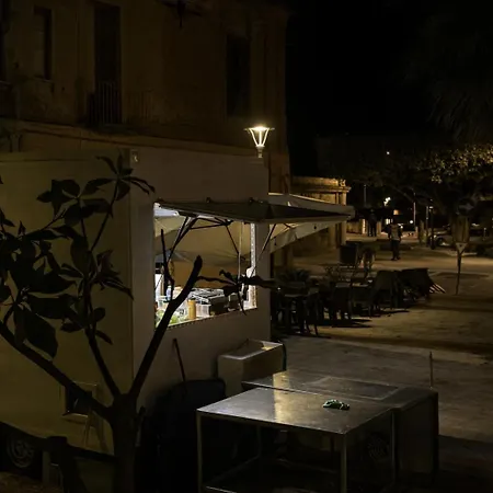 Attico Con Terrazza Sul Porticciolo Turistico Di Vibo Valentia Marina